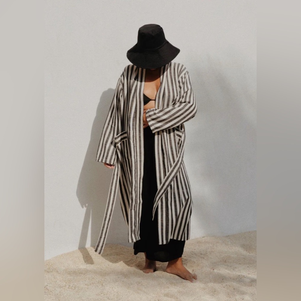 Mizar & Alcor striped robe